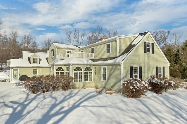36 Prescott Heights Road, Hooksett, NH 03106