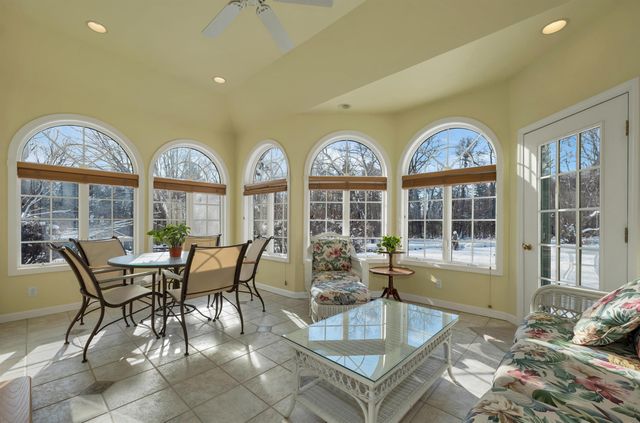 36 Prescott Heights Road, Hooksett, NH 03106