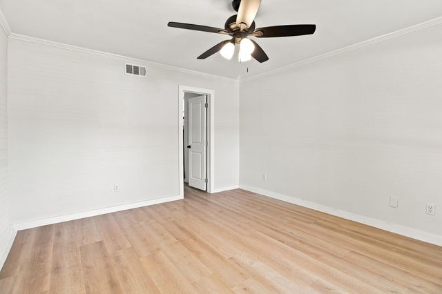 1308 Golden Gate Drive, Carrollton, TX 75007