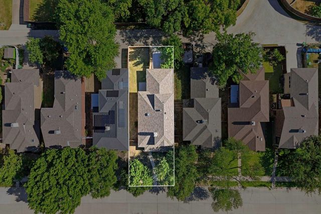 1308 Golden Gate Drive, Carrollton, TX 75007