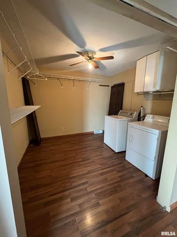 804 W North Grand Avenue, Springfield, IL 62702