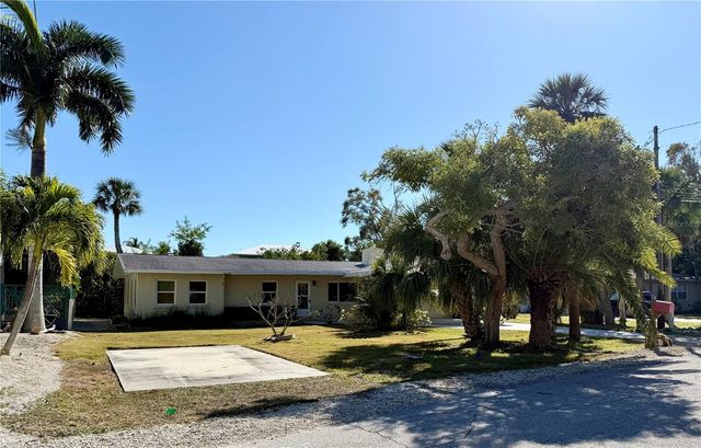 507 58TH STREET, Holmes Beach, FL 34217