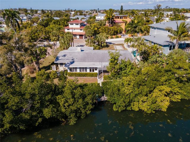 507 58TH STREET, Holmes Beach, FL 34217