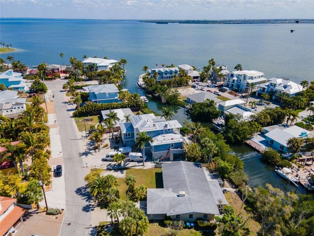 507 58TH STREET, Holmes Beach, FL 34217