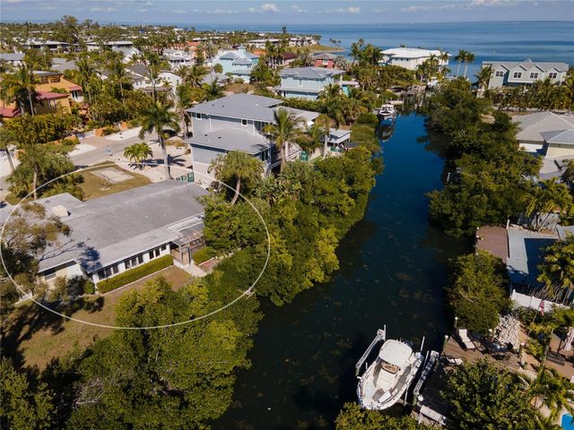 507 58TH STREET, Holmes Beach, FL 34217