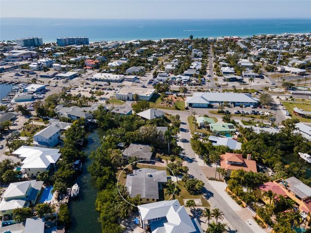507 58TH STREET, Holmes Beach, FL 34217