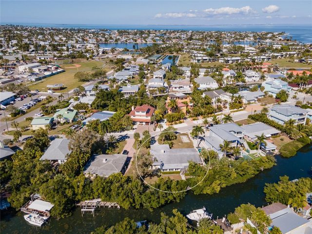 507 58TH STREET, Holmes Beach, FL 34217