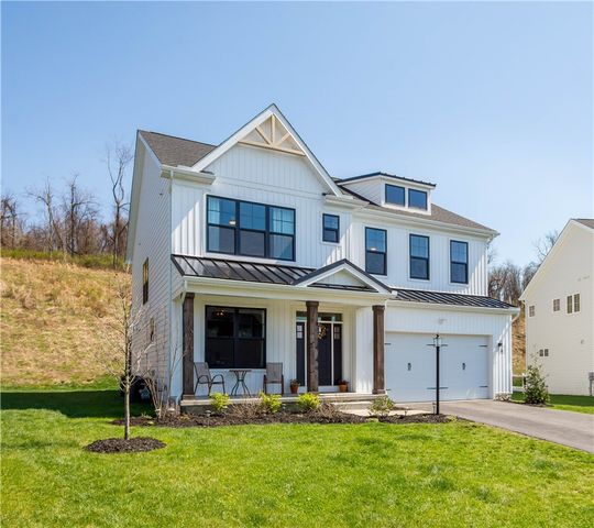 121 Maggie Drive, North Strabane, PA 15330