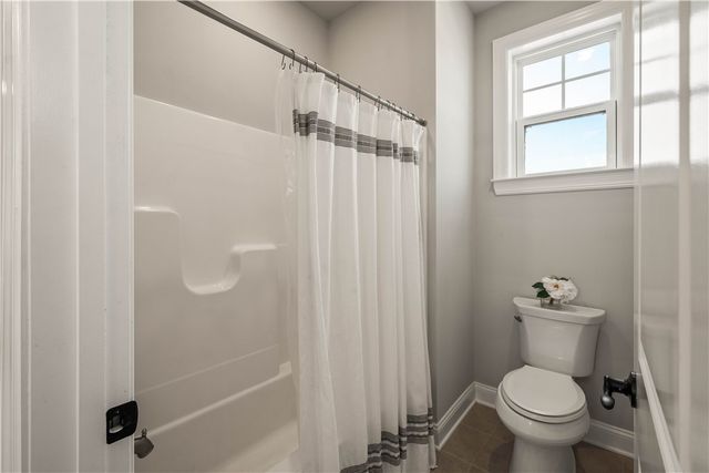 121 Maggie Drive, North Strabane, PA 15330
