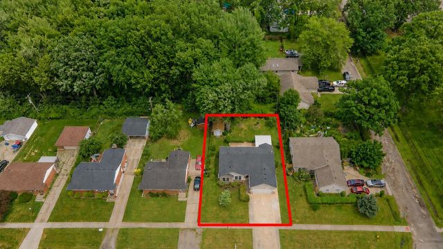 33936 Beaconsfield Street, Clinton Township, MI 48035