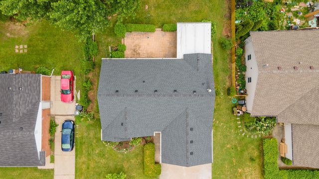 33936 Beaconsfield Street, Clinton Township, MI 48035