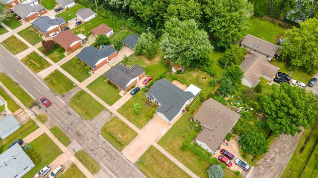 33936 Beaconsfield Street, Clinton Township, MI 48035