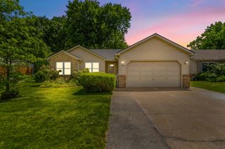 33936 Beaconsfield Street, Clinton Township, MI 48035