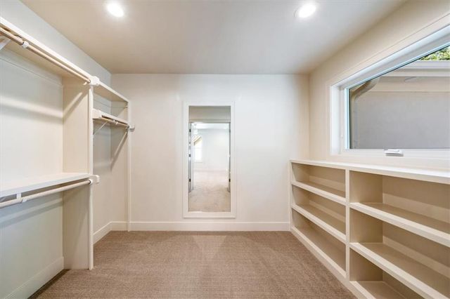 5024 W 72nd Street, Prairie Village, KS 66208