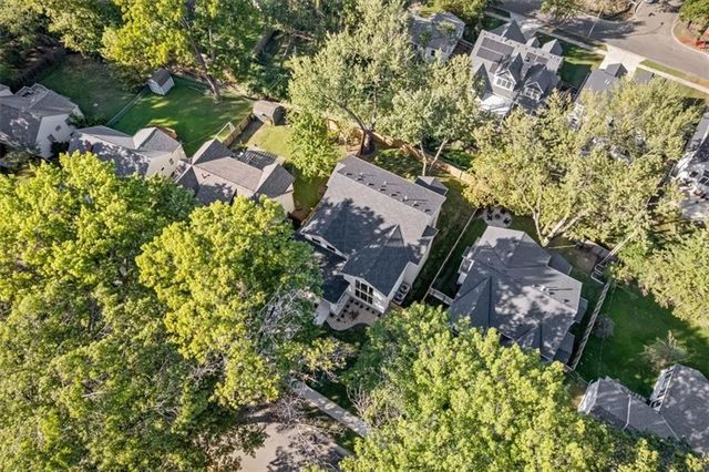 5024 W 72nd Street, Prairie Village, KS 66208