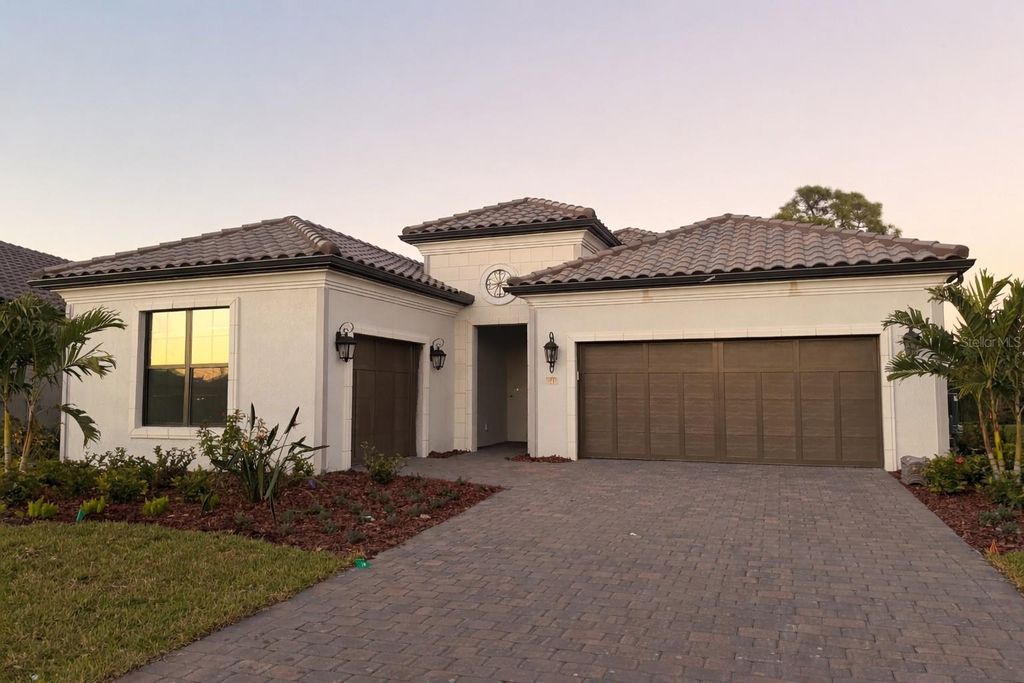 Image 1 of property listing at 348 CORELLI DRIVE, Nokomis, FL 34275