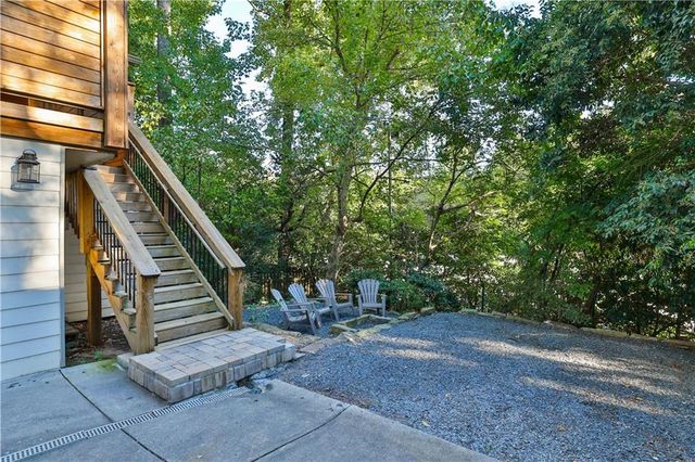 50 NW Lakeland Drive, Atlanta, GA 30305