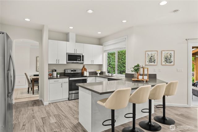5869 Mont Blanc Place NW, Issaquah, WA 98027