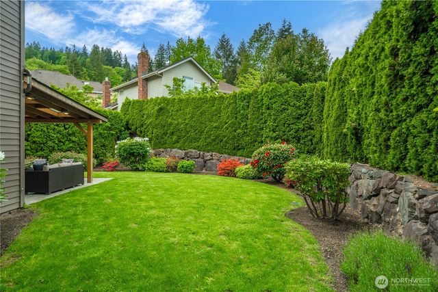 5869 Mont Blanc Place NW, Issaquah, WA 98027