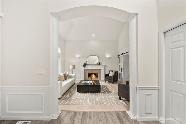 5869 Mont Blanc Place NW, Issaquah, WA 98027