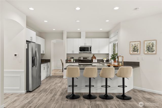 5869 Mont Blanc Place NW, Issaquah, WA 98027