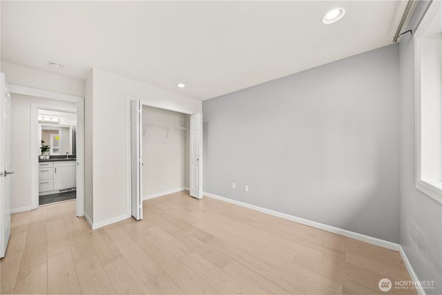 5869 Mont Blanc Place NW, Issaquah, WA 98027