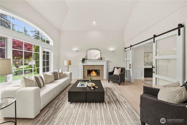 5869 Mont Blanc Place NW, Issaquah, WA 98027