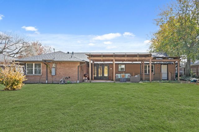 5618 Cerritos Drive, Houston, TX 77035