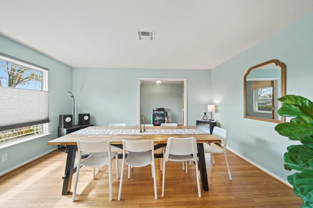 5618 Cerritos Drive, Houston, TX 77035