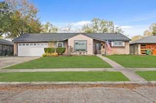 5618 Cerritos Drive, Houston, TX 77035