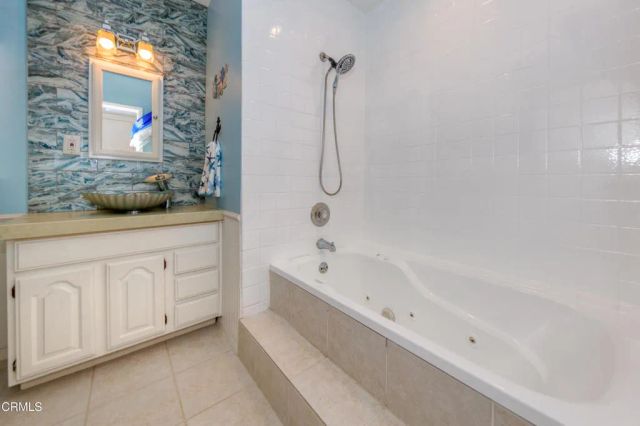 132 Maria Lane, Camarillo, CA 93010