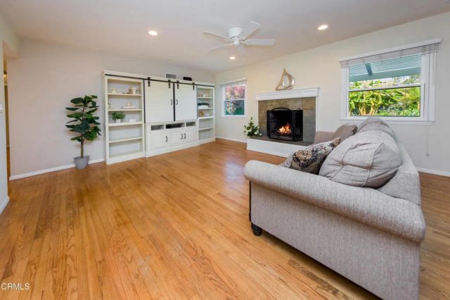 132 Maria Lane, Camarillo, CA 93010