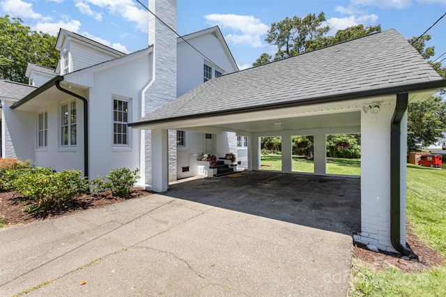 309 E Main Street, Lattimore, NC 28089