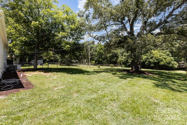 309 E Main Street, Lattimore, NC 28089