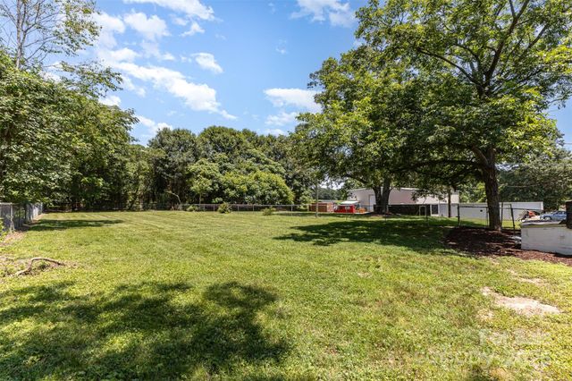 309 E Main Street, Lattimore, NC 28089