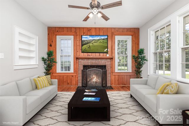 309 E Main Street, Lattimore, NC 28089