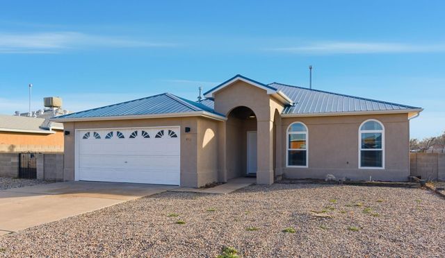 443 Tome Hill Avenue SE, Los Lunas, NM 87031