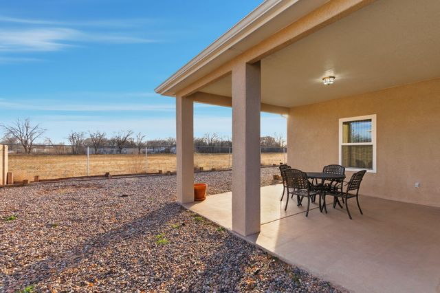 443 Tome Hill Avenue SE, Los Lunas, NM 87031