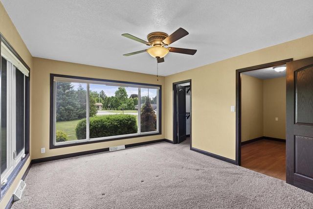 W151S7569 Woods ROAD, Muskego, WI 53150