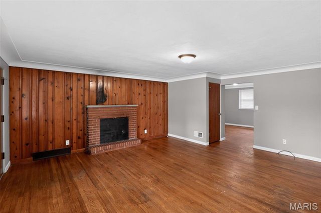 1001 Olympia Drive, St Louis, MO 63135