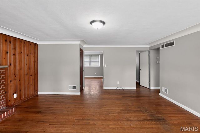 1001 Olympia Drive, St Louis, MO 63135