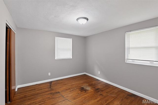 1001 Olympia Drive, St Louis, MO 63135