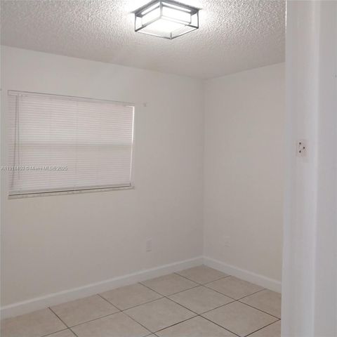 4111 Stirling Rd 102, Dania Beach, FL 33314