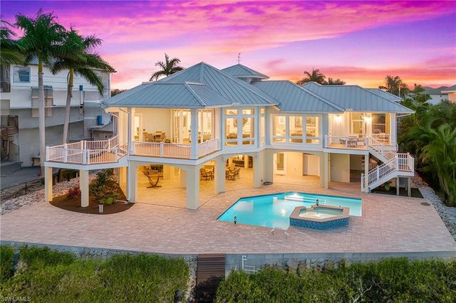 12271 Shoreview DR, Matlacha, FL 33993