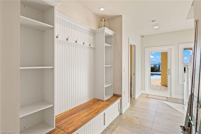 12271 Shoreview DR, Matlacha, FL 33993