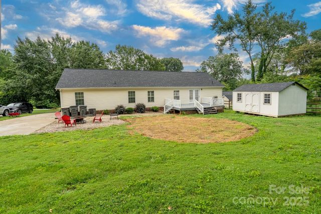 1408 Wildwood Drive, Kannapolis, NC 28081