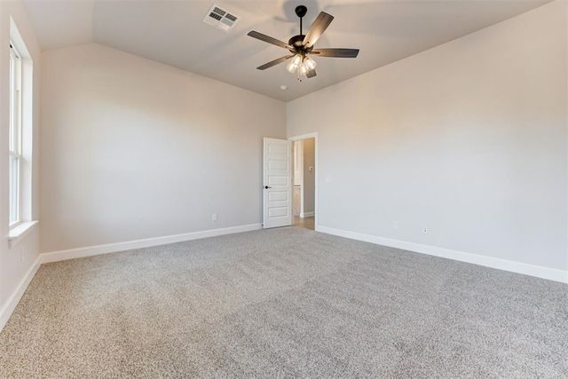 203 Casey Lane, Washington, OK 73093