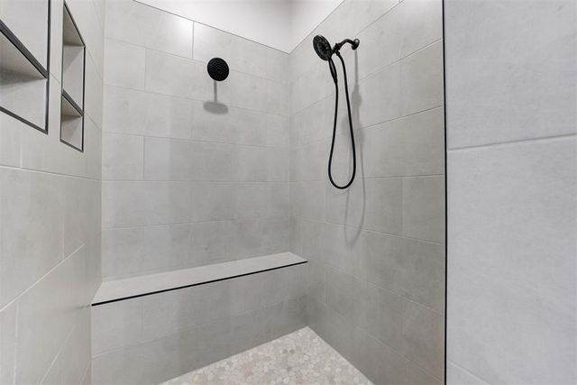 203 Casey Lane, Washington, OK 73093