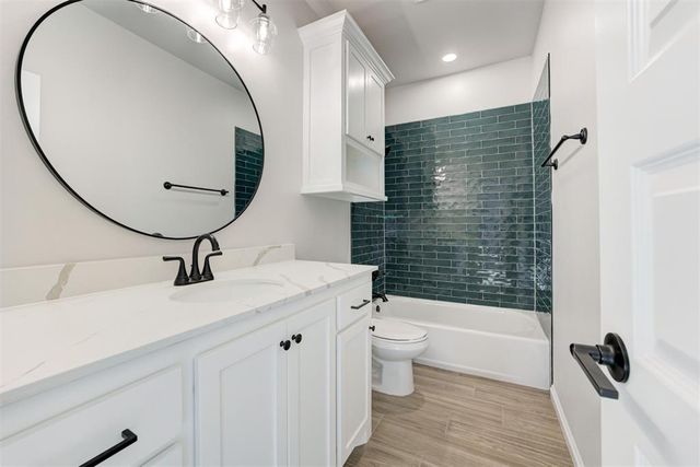 203 Casey Lane, Washington, OK 73093