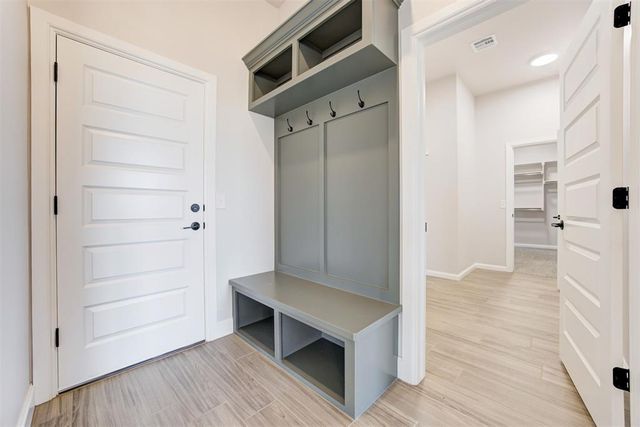 203 Casey Lane, Washington, OK 73093